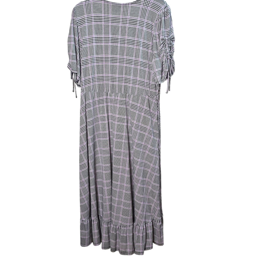 Torrid Plaid Faux Wrap Midi Dress Black White Purple Ruffle Hem Plus Size 2 NWOT - Picture 4 of 9